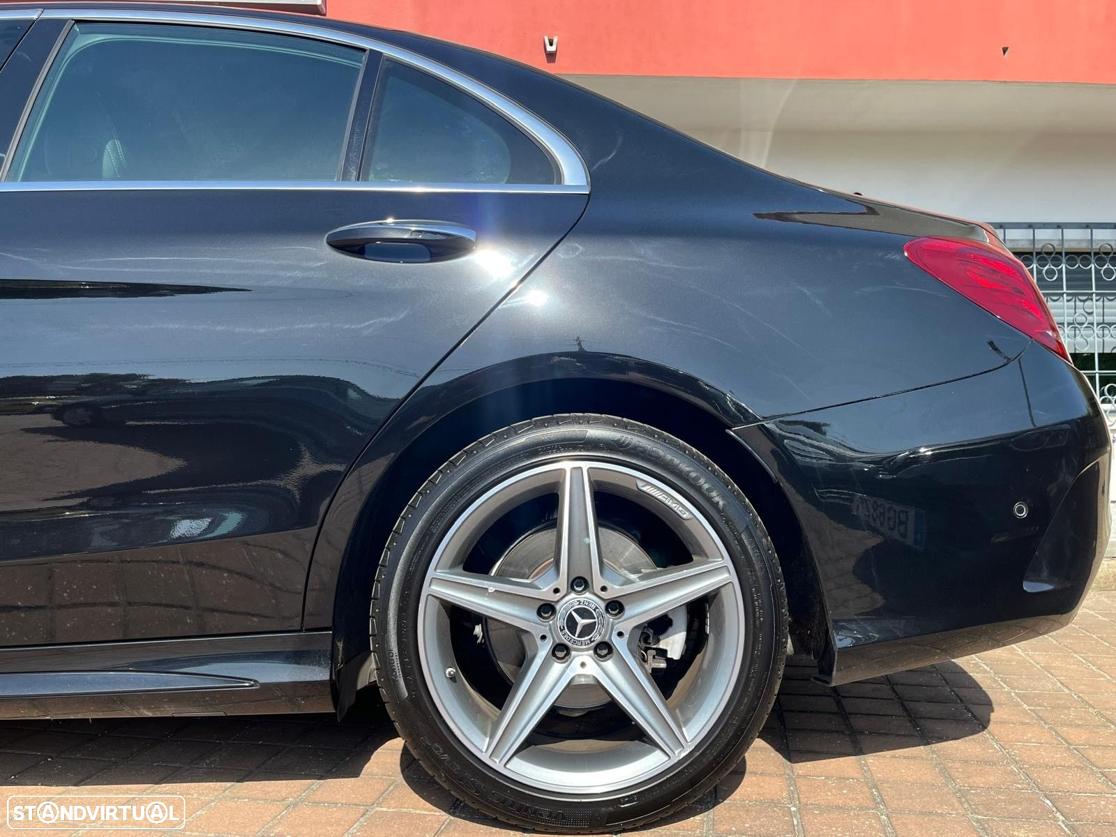 Mercedes-Benz C 220 d AMG Line - 4