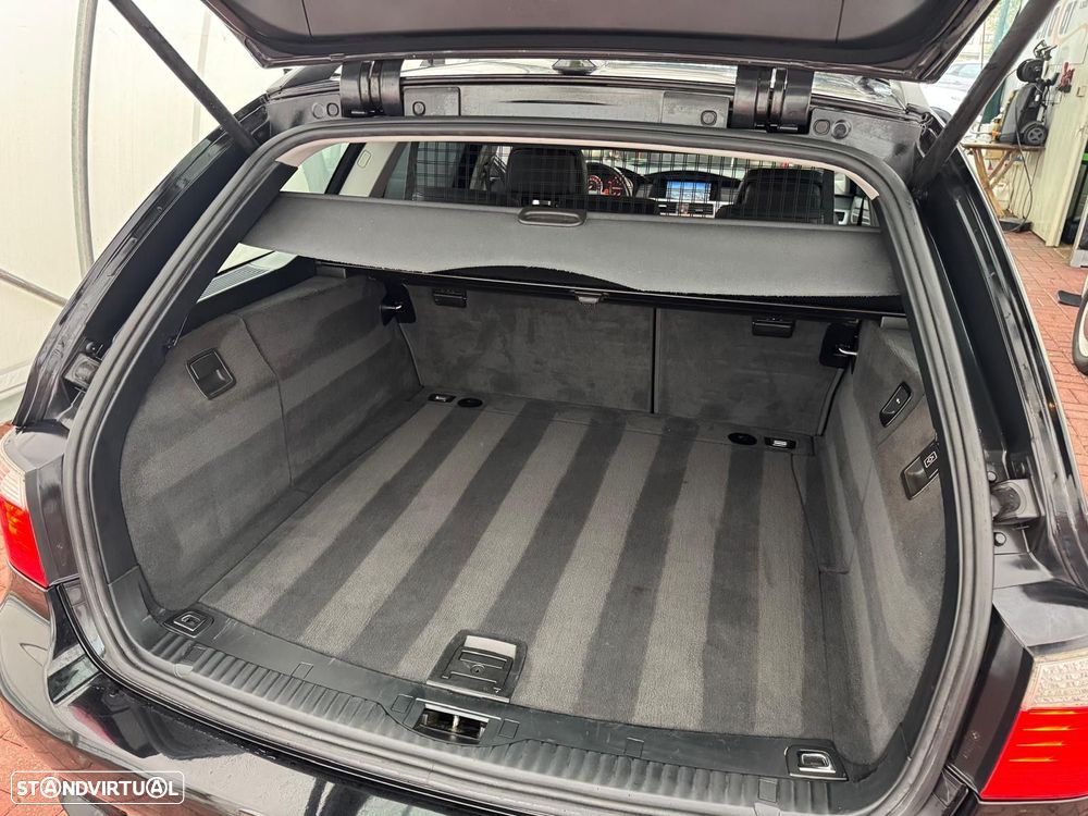 BMW 520 d Touring Executive - 25