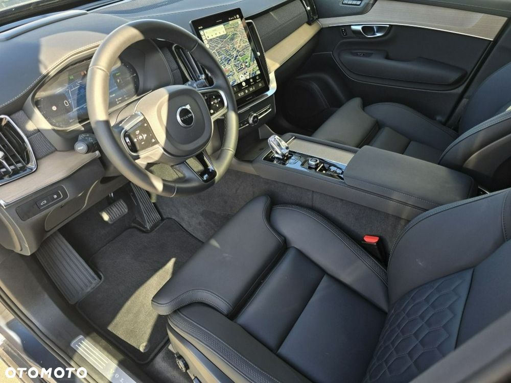 Volvo XC 90 T8 AWD Plug-In Hybrid Plus Bright 7os - 9