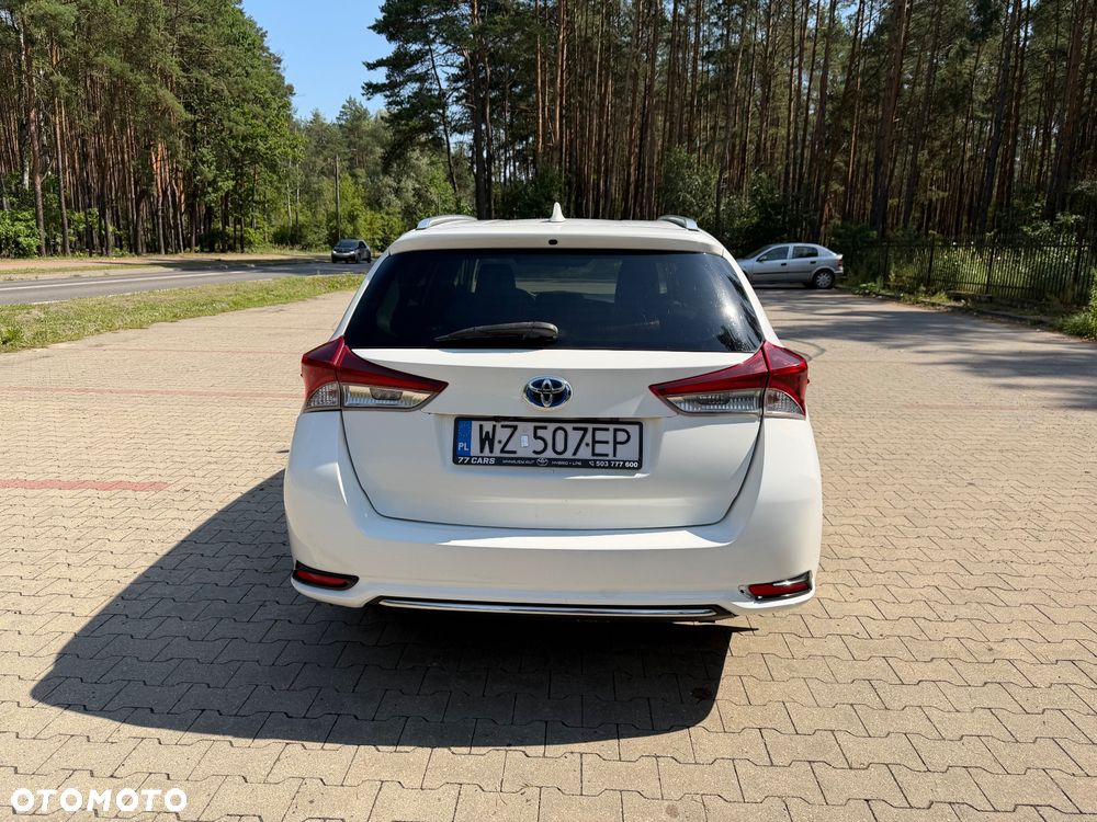Toyota Auris - 4
