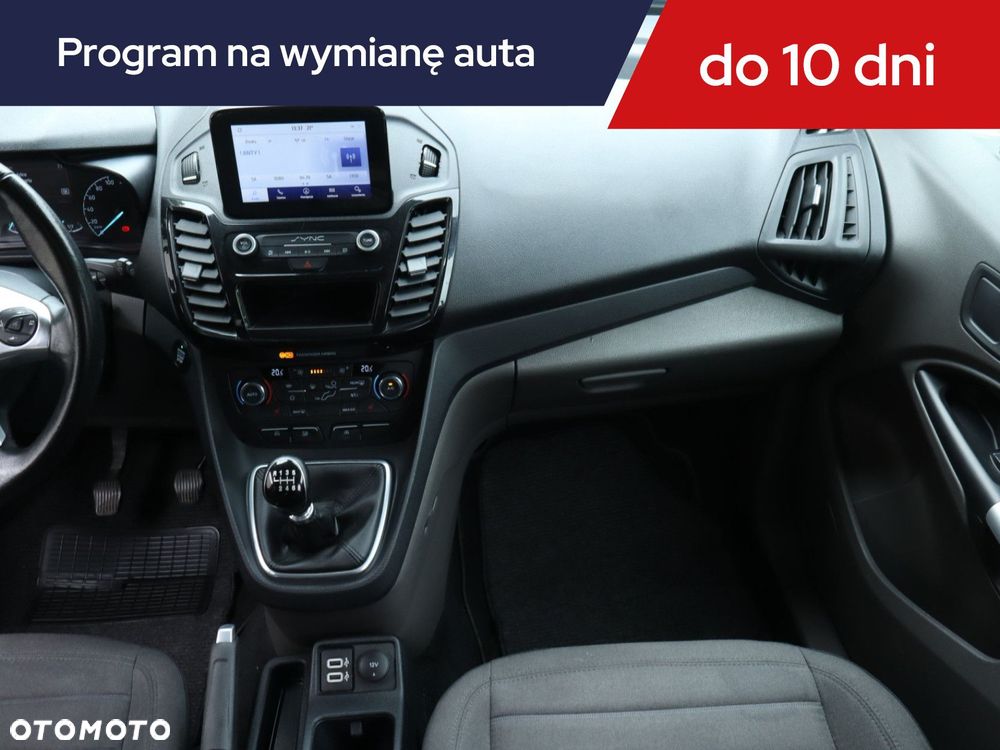Ford Tourneo Connect - 10