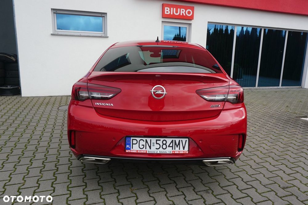 Opel Insignia 2.0 T 4x4 GSi + S&S - 31