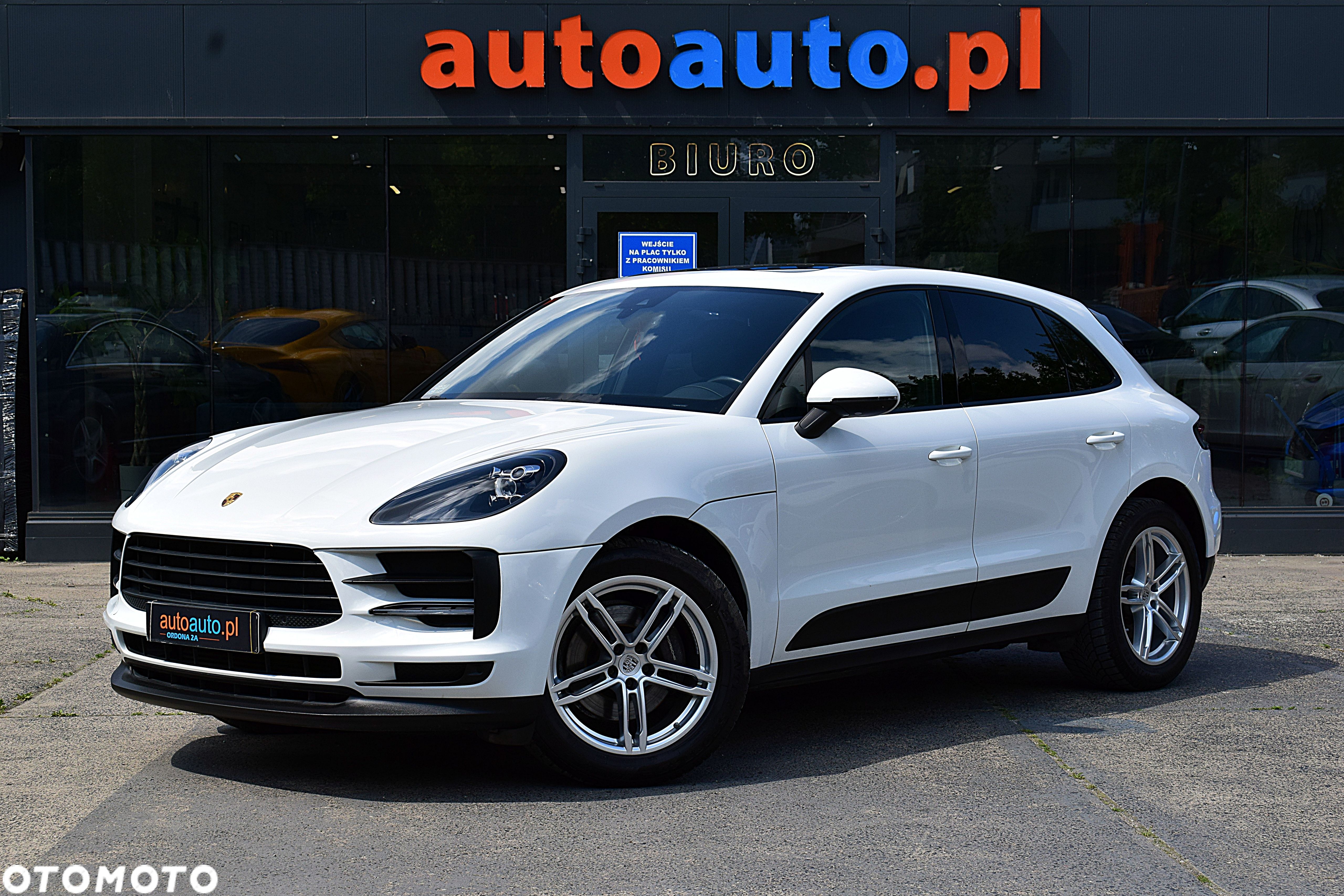 Porsche Macan Standard - 1