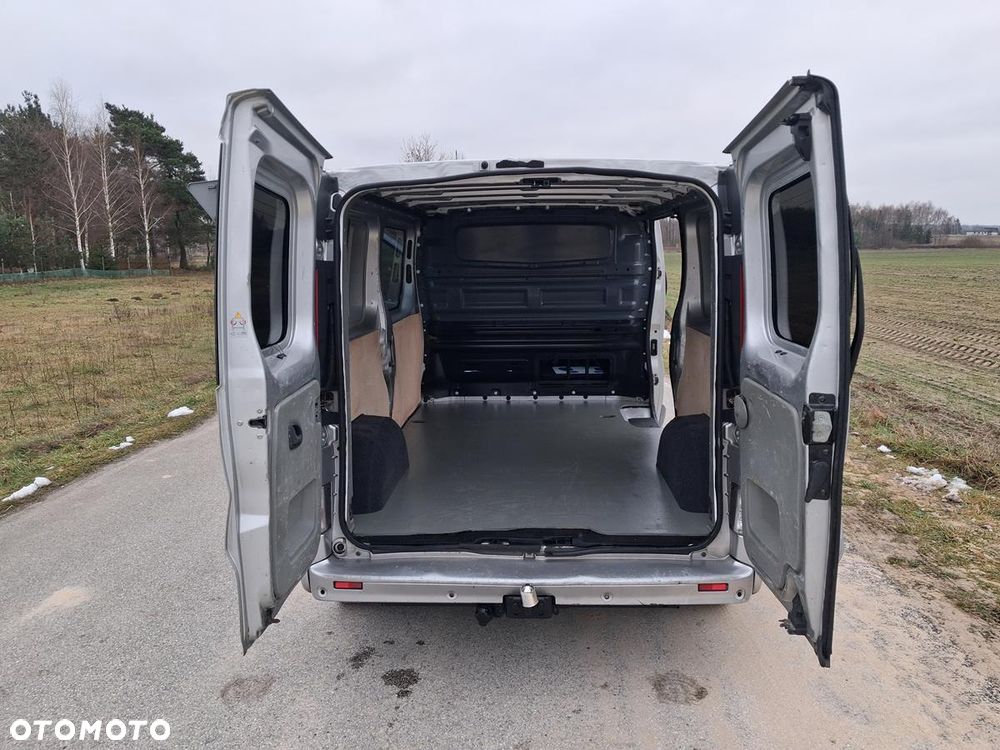 Renault Trafic - 22