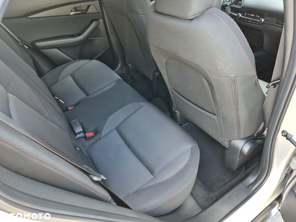 Mazda CX-30 - 32