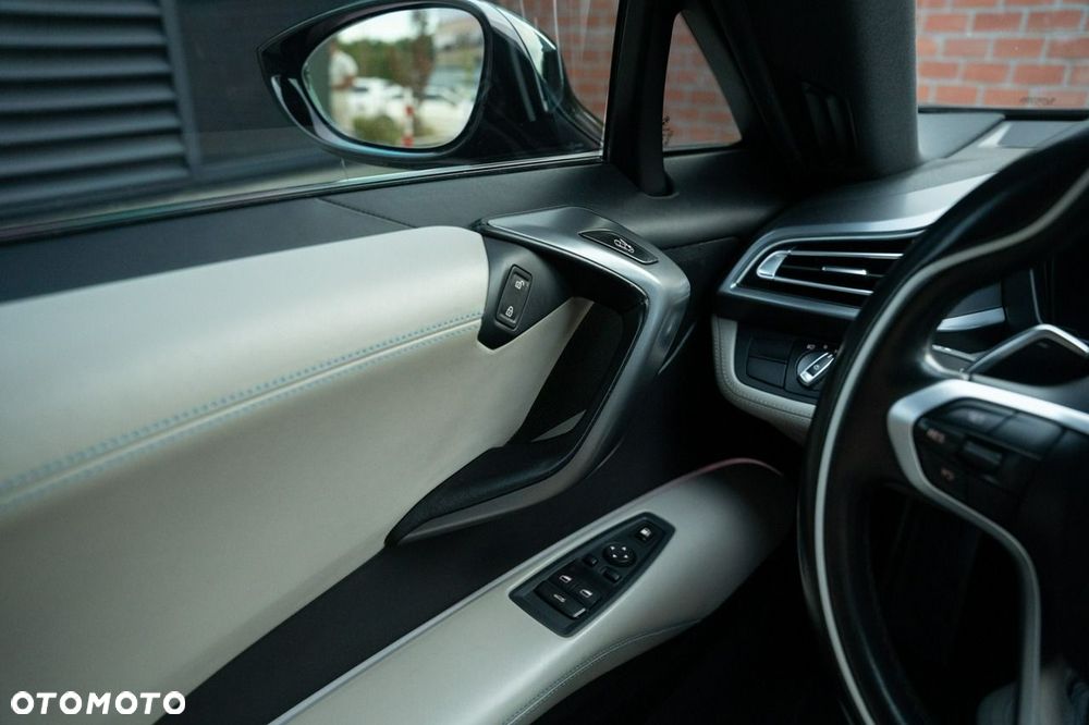BMW i8 Standard - 18