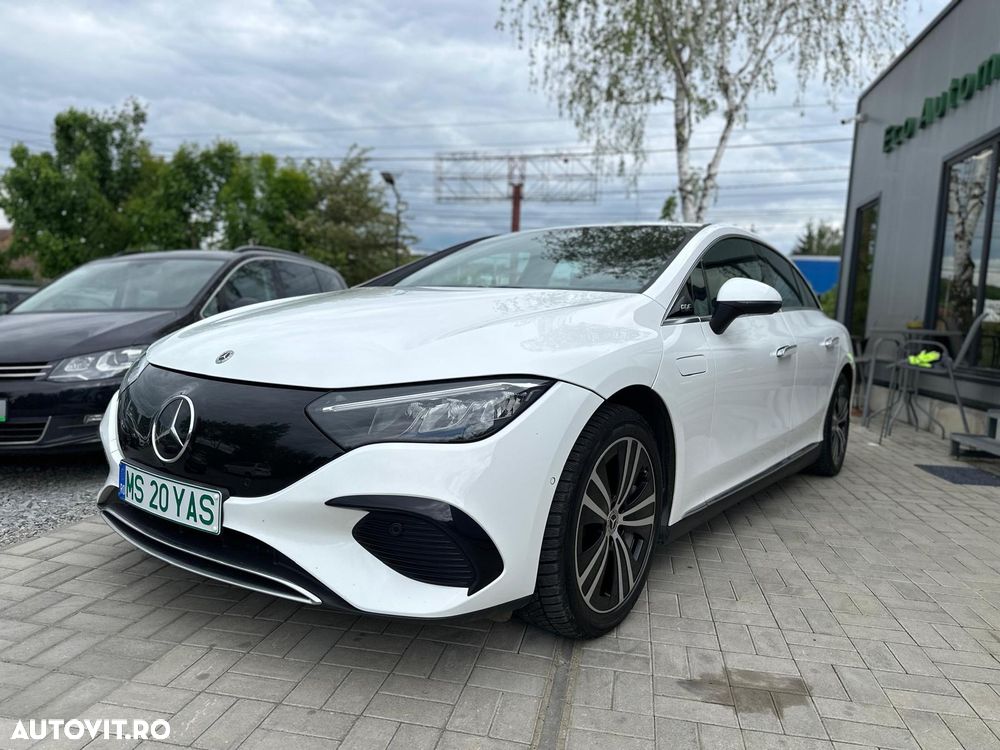 Mercedes-Benz EQE 350+ - 29