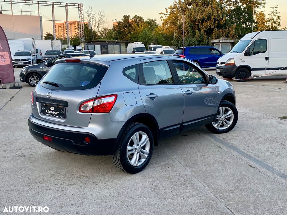 Nissan Qashqai - 2