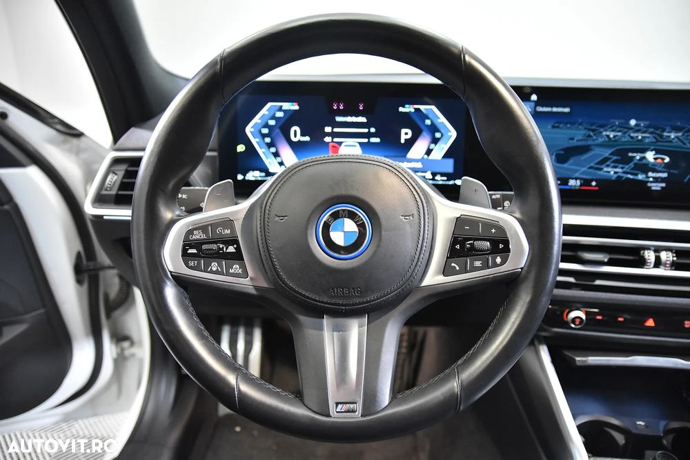 BMW Seria 3 320e Aut. M Sport - 16