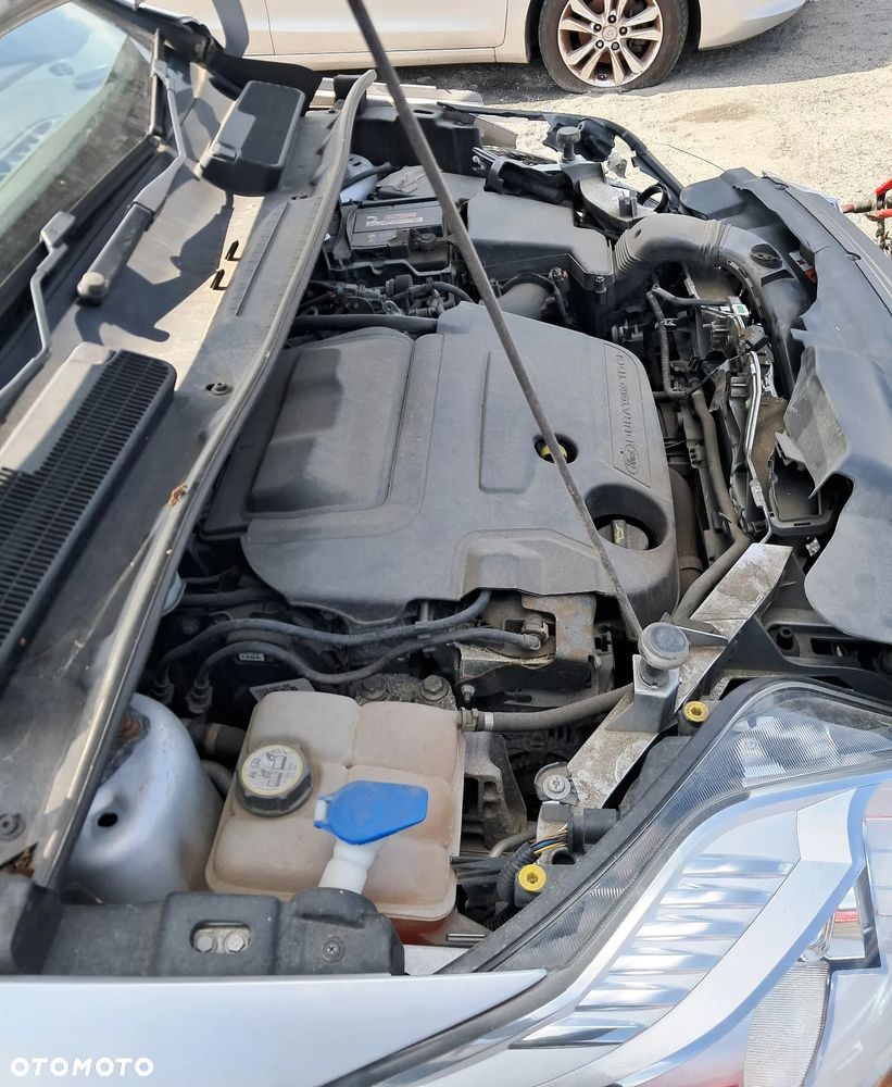 Ford Kuga 2.0 TDCi 4x4 Titanium - 16