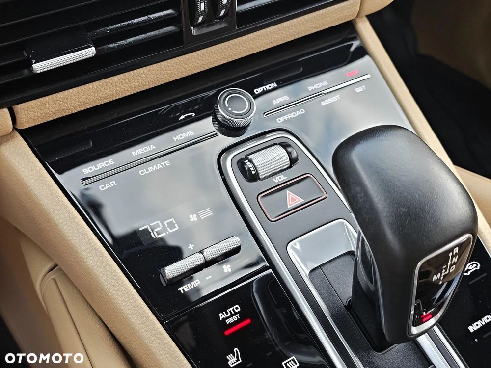 Porsche Cayenne Tiptronic S - 15