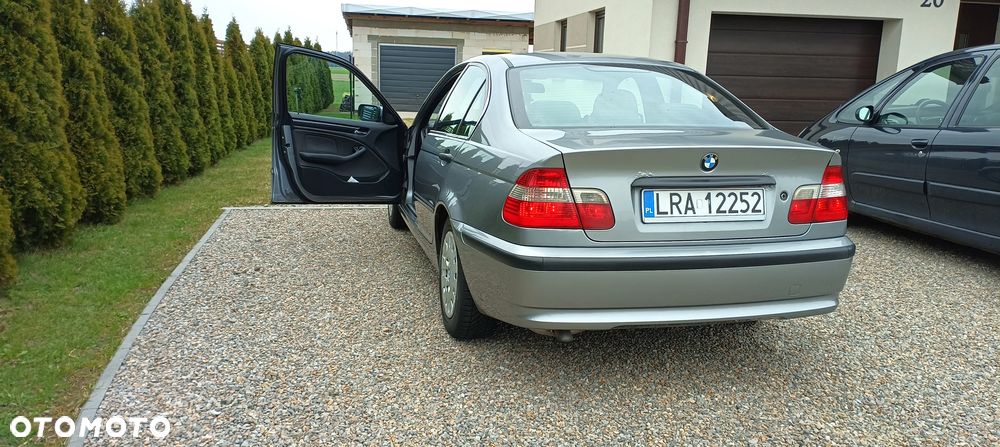 BMW Seria 3 318d - 17
