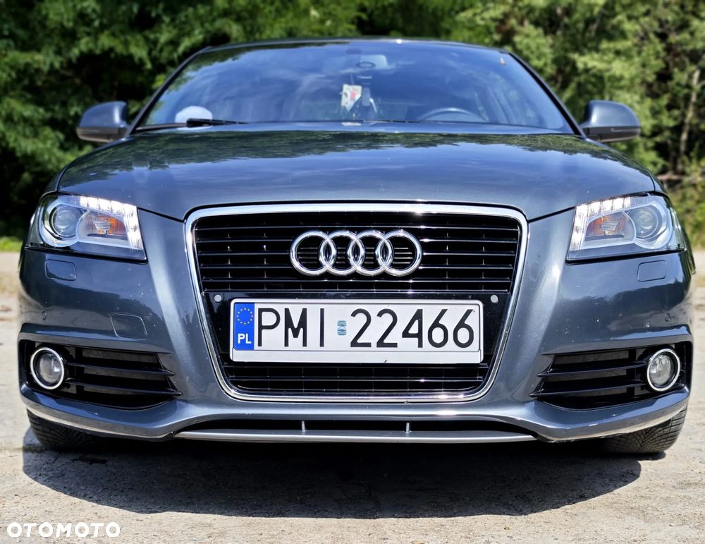 Audi A3 2.0 TDI DPF S line Sportpaket - 6