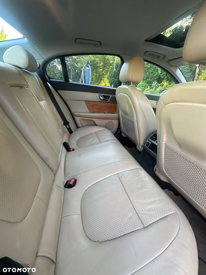 Jaguar XF 5.0 V8 Luxury - 15