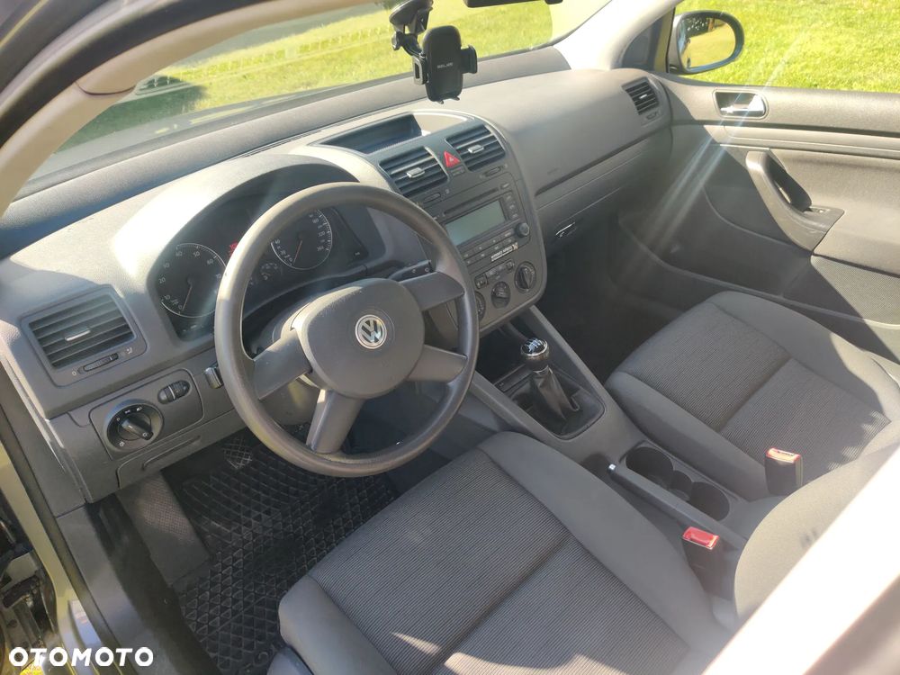 Volkswagen Golf 1.6 Comfortline - 9