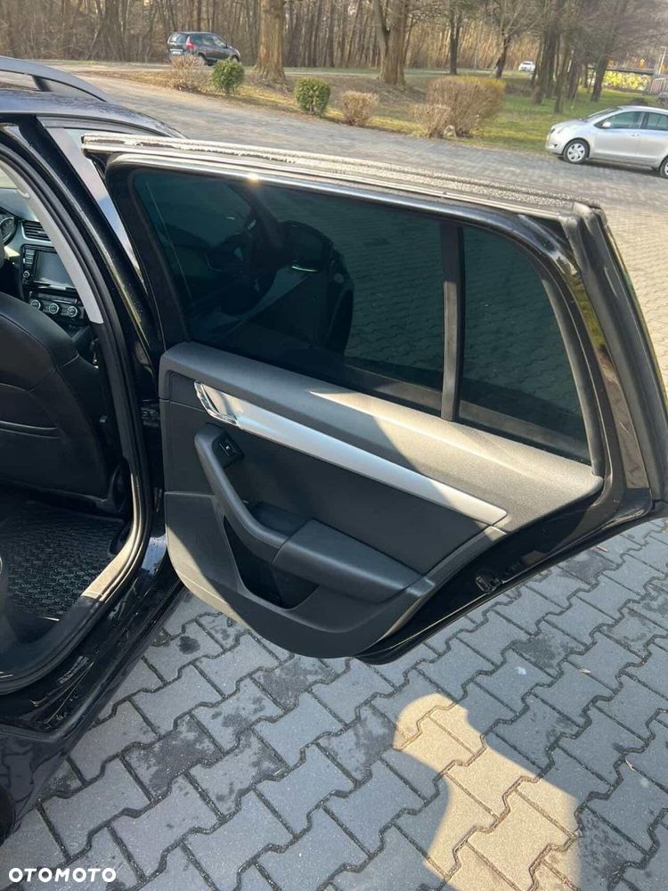 Skoda Octavia 1.6 TDI Edition DSG - 18