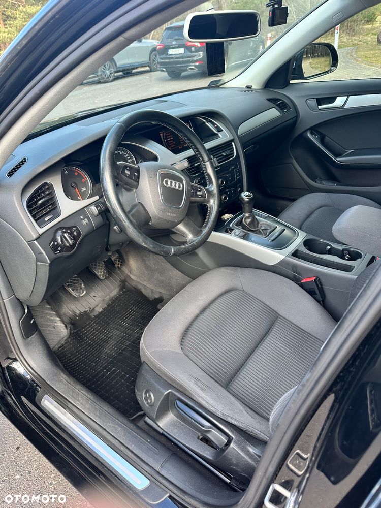 Audi A4 Avant 2.0 TDI - 9