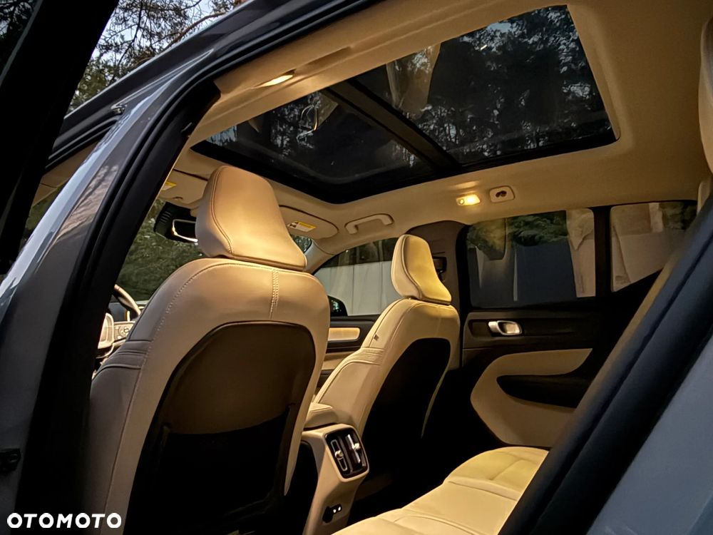 Volvo XC 40 B5 B AWD R-Design - 25