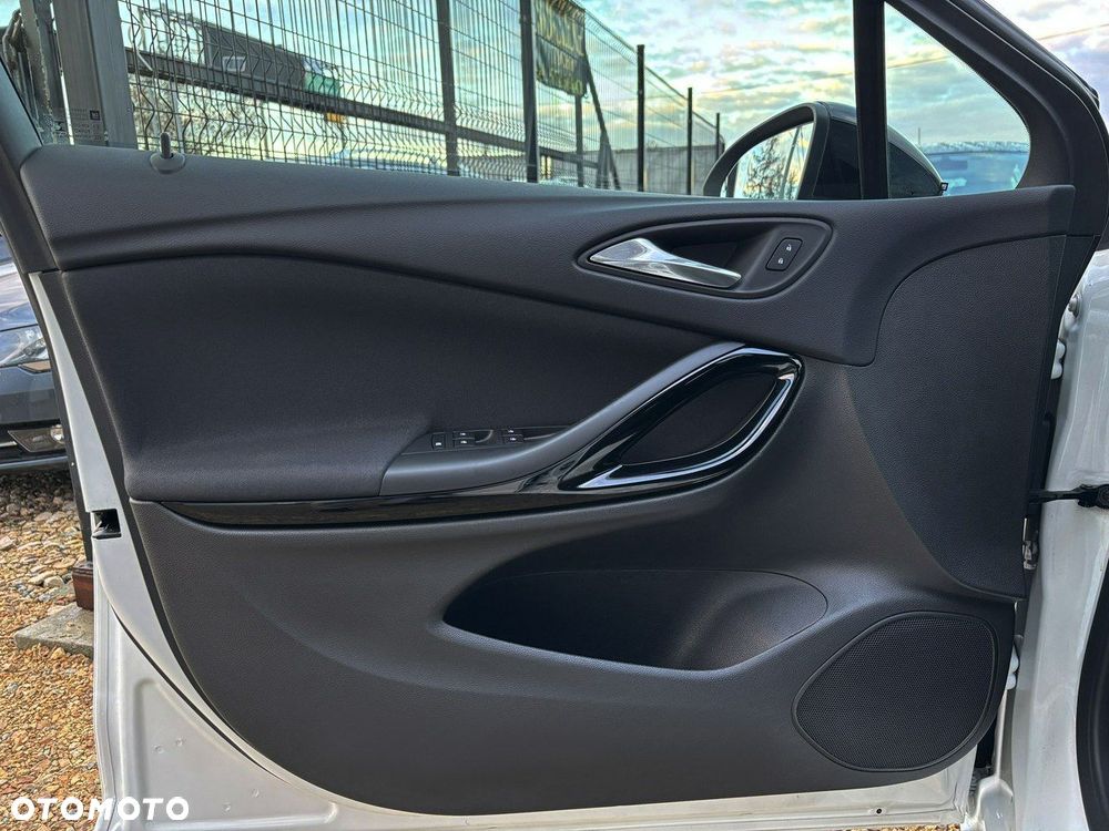 Opel Astra 1.4 T Dynamic - 13