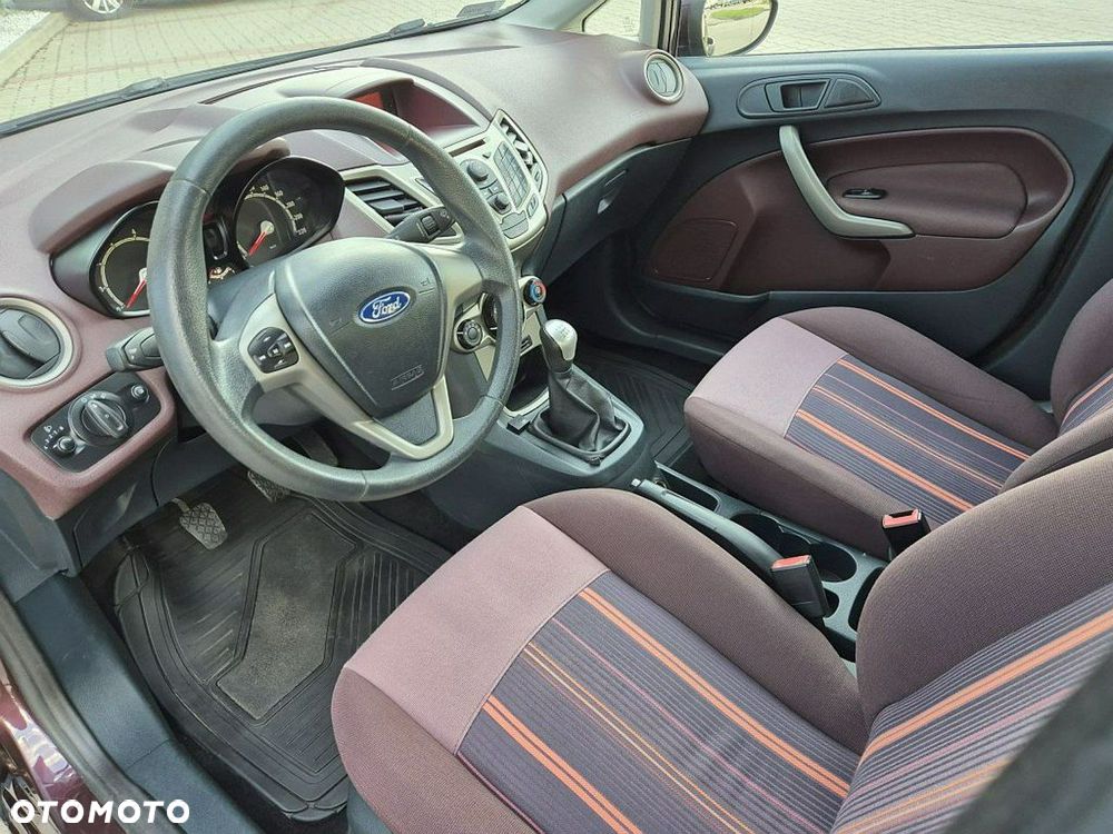 Ford Fiesta - 6