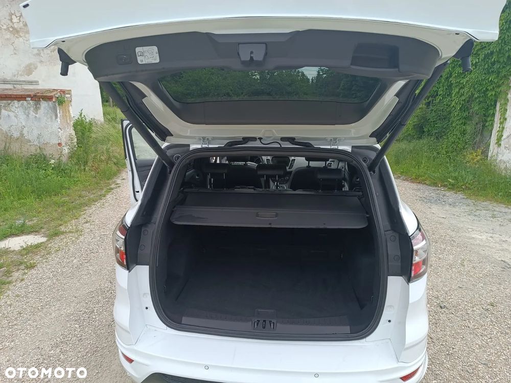 Ford Kuga 2.0 TDCi 2x4 ST-Line - 20