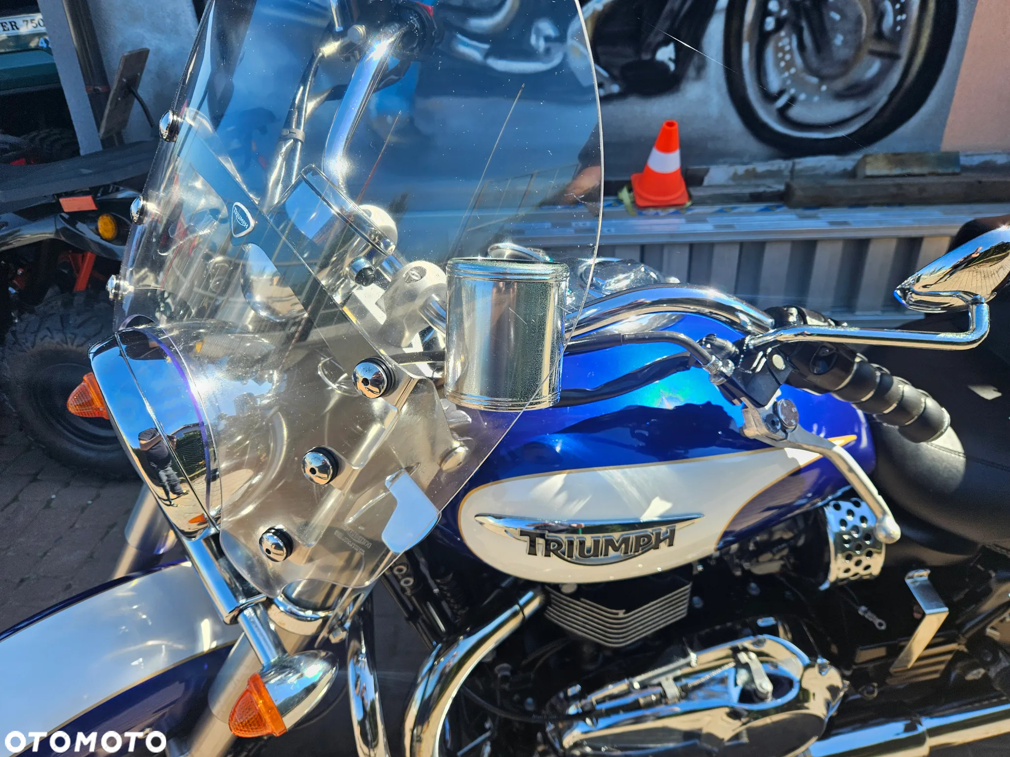 Triumph Speedmaster - 14
