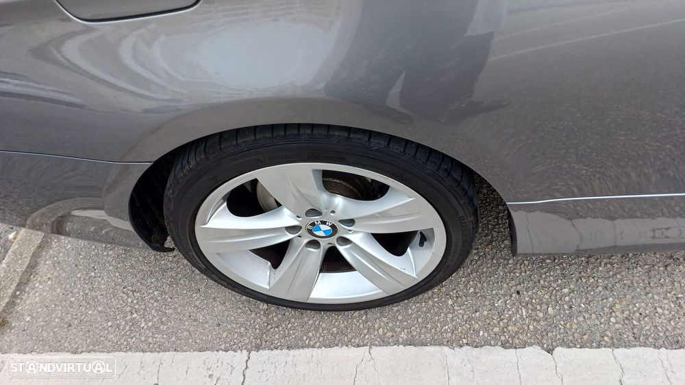BMW 320 d Coupe - 11