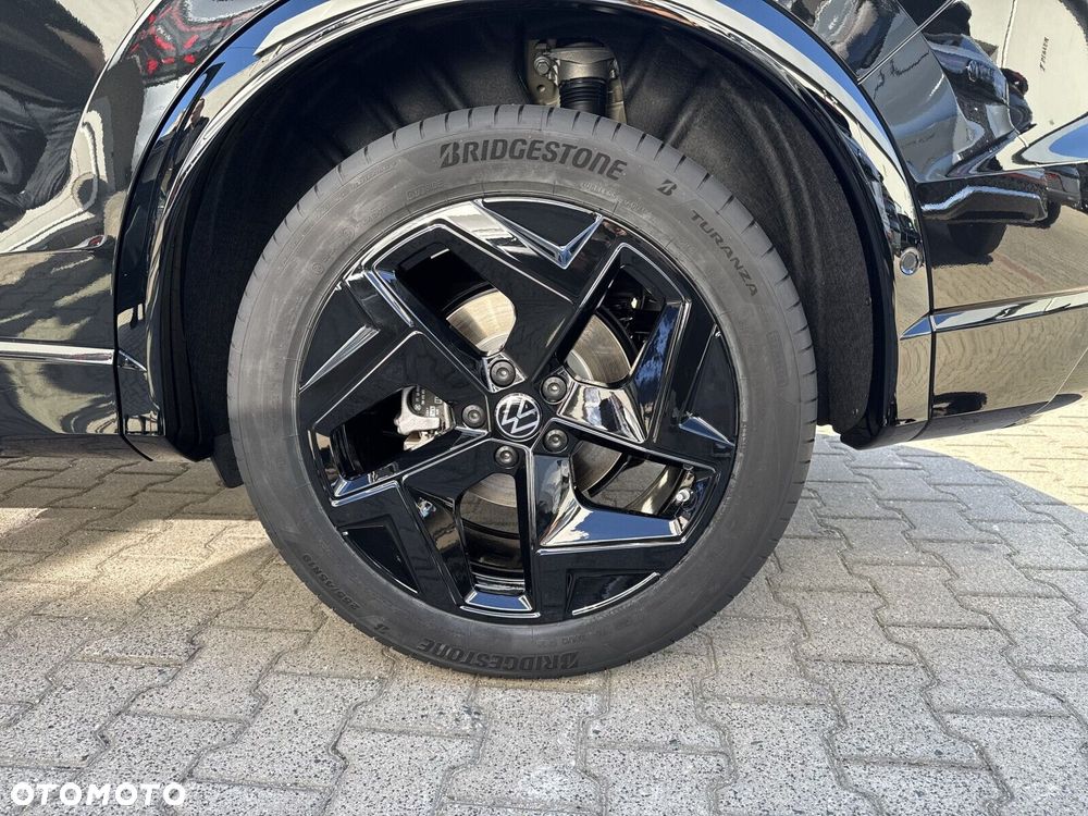 Volkswagen Tiguan - 19
