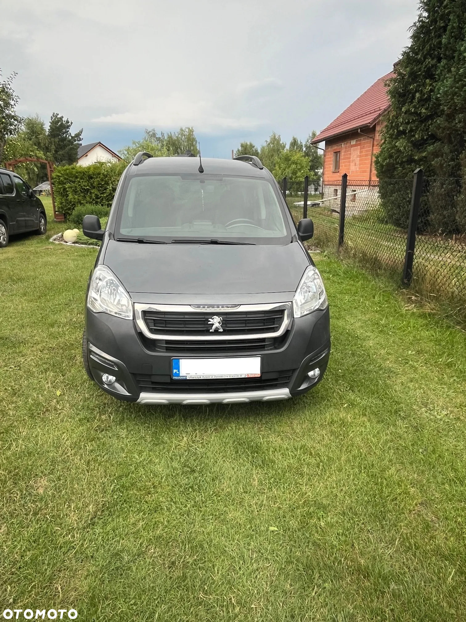 Peugeot Partner 1.6 BlueHDi Outdoor S&S - 2