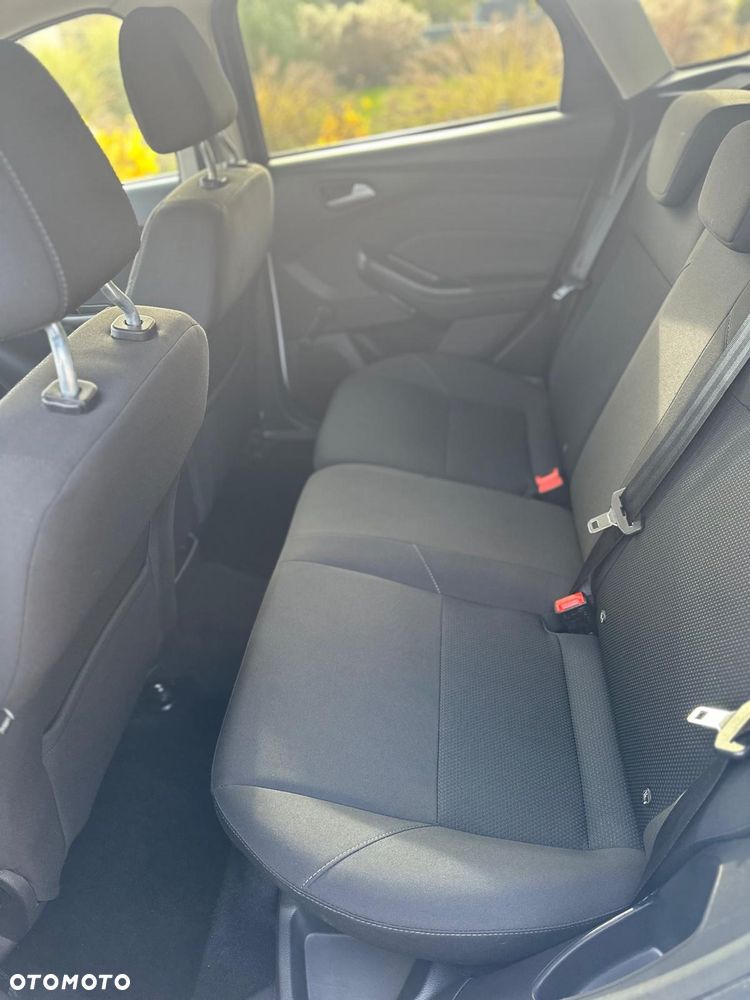 Ford Focus 1.0 EcoBoost Active - 11