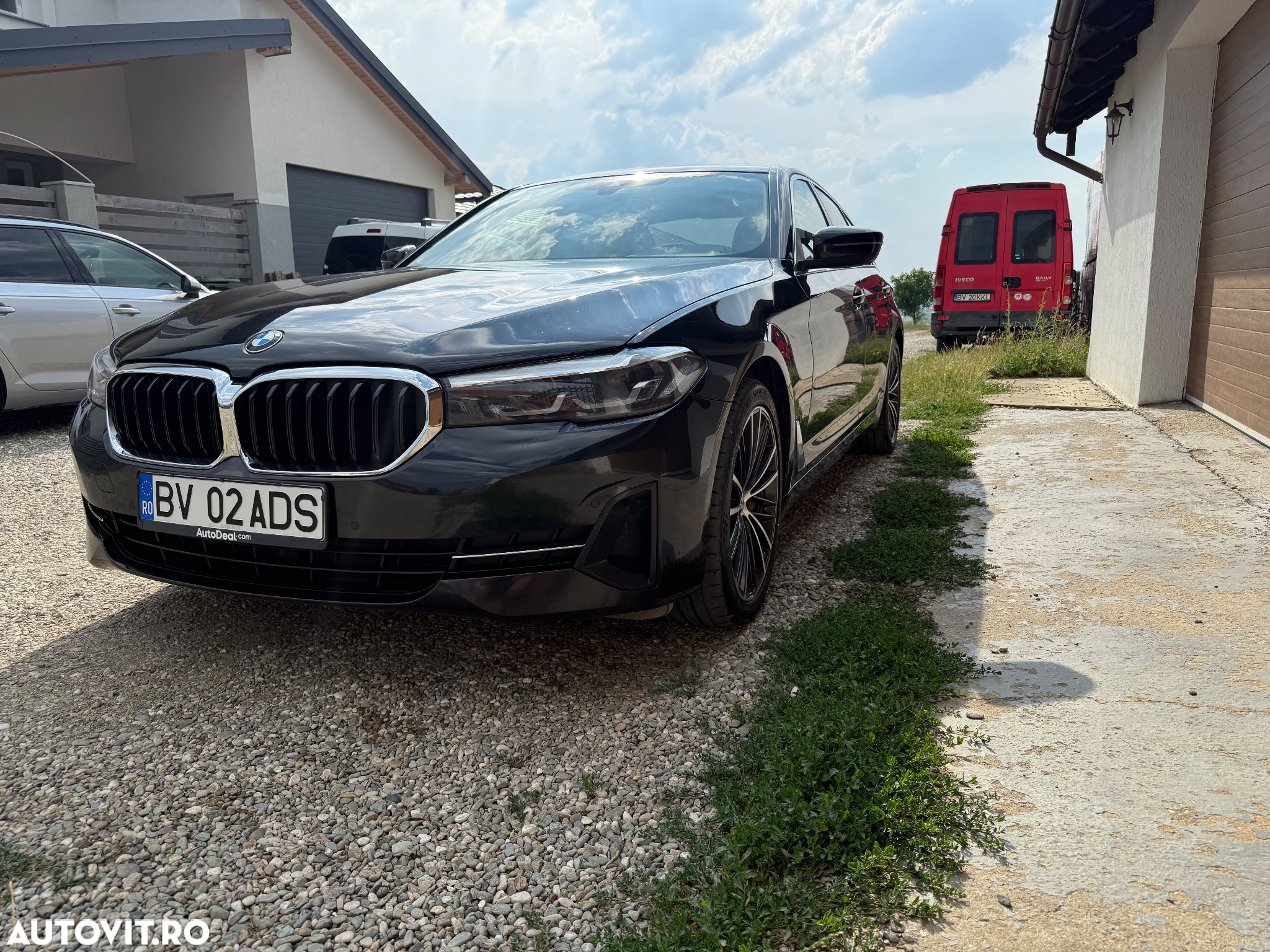 BMW Seria 5 530d xDrive AT MHEV - 8
