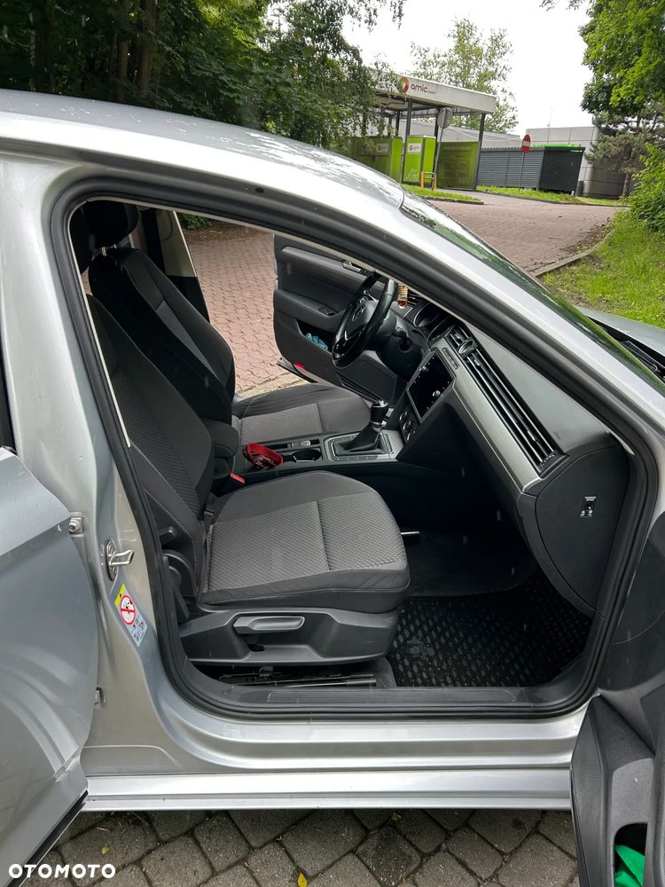 Volkswagen Passat - 7