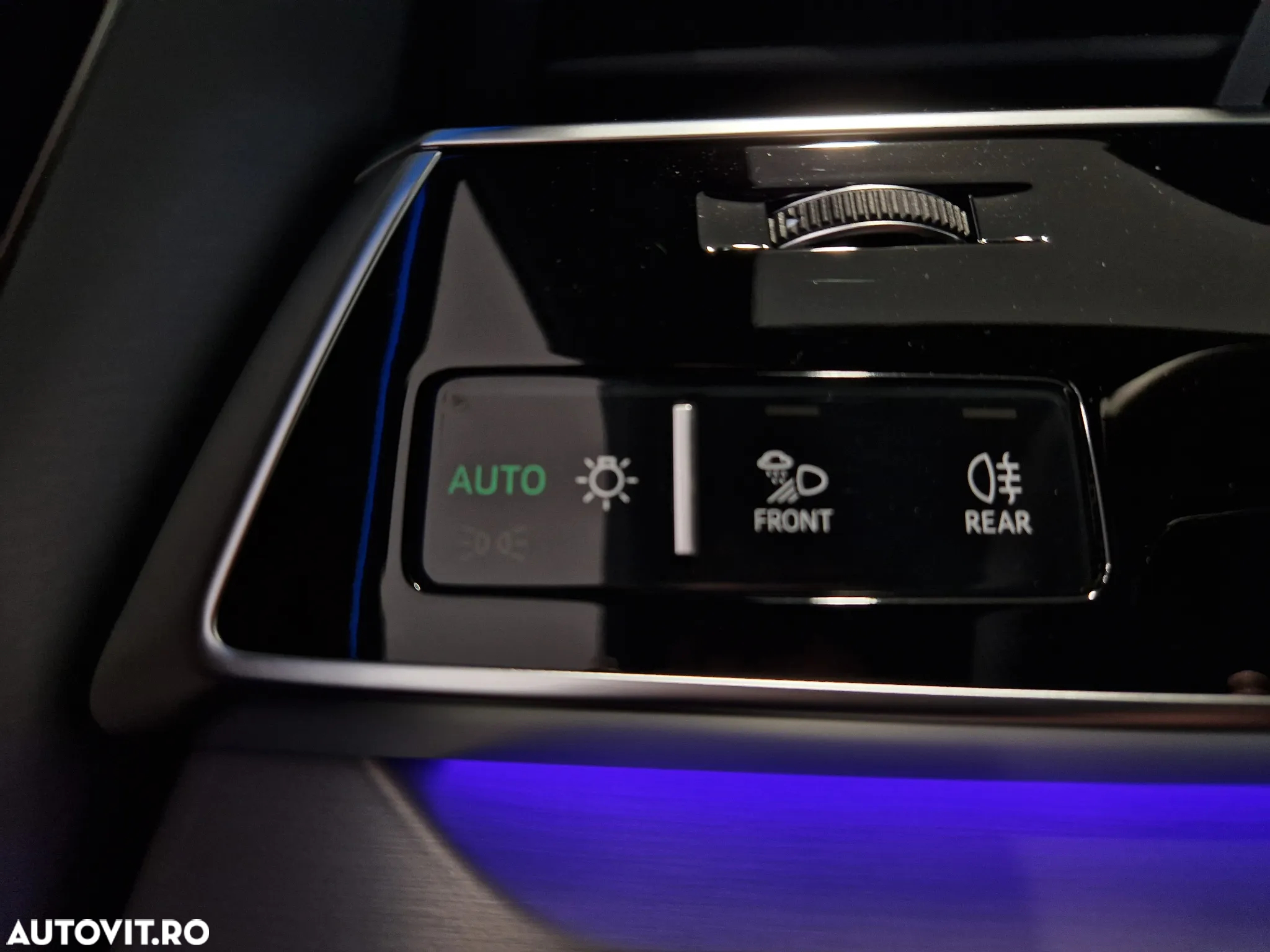 Audi Q8 55 TFSI e quattro Tiptronic PHEV - 19