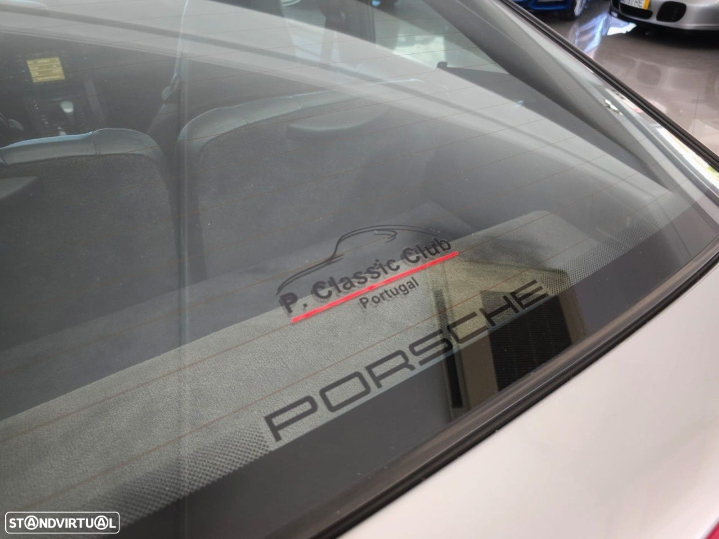 Porsche 911 (996) Carrera 4 Coupé - 43