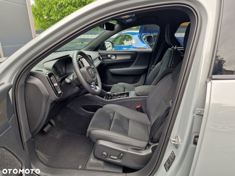 Volvo XC 40 - 21