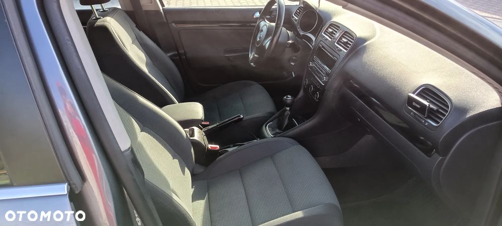 Volkswagen Golf 1.6 TDI Comfortline - 6
