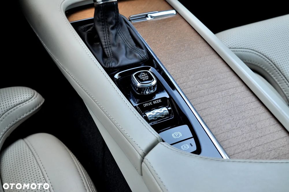 Volvo V90 D4 Geartronic Inscription - 34