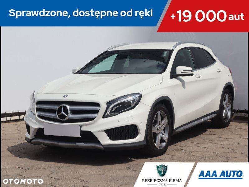 Mercedes-Benz GLA - 1