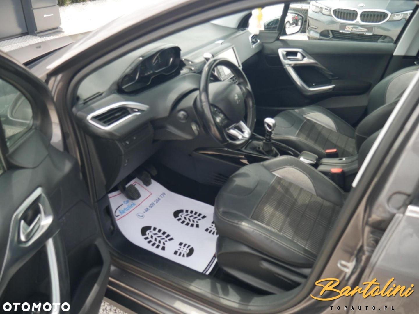 Peugeot 2008 - 10