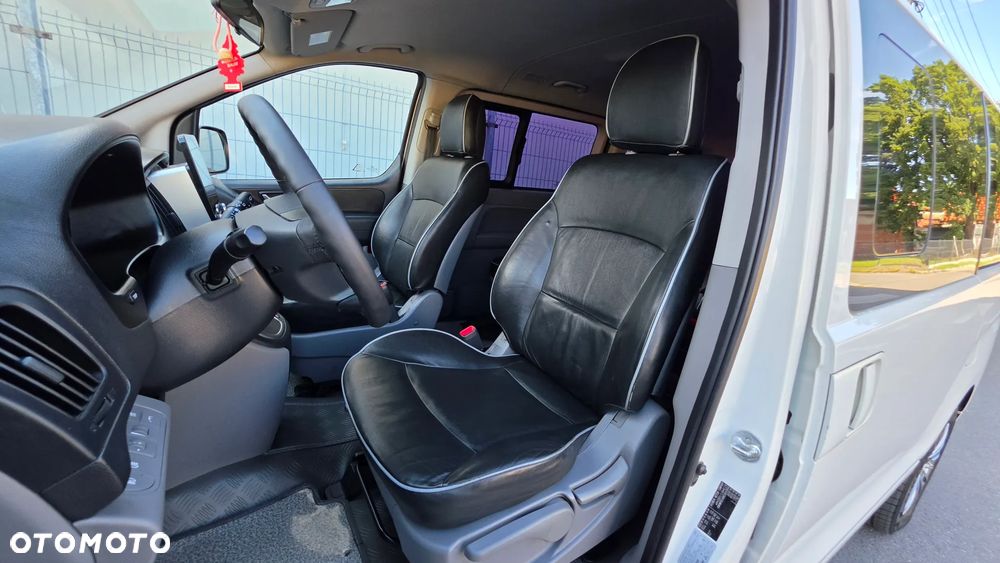 Hyundai H-1 Starex - 8