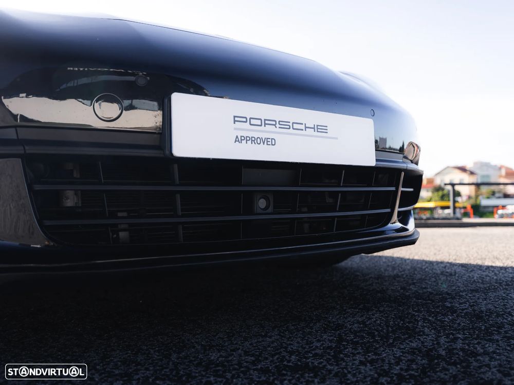 Porsche Panamera 4 E-Hybrid - 30