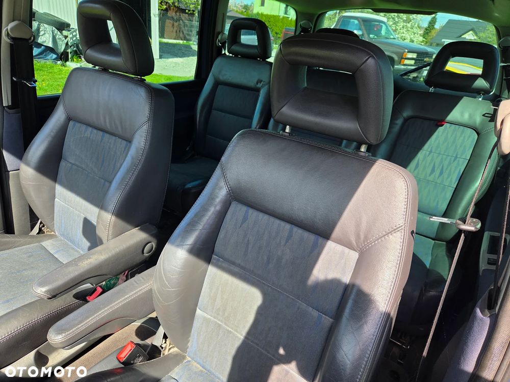 Ford Galaxy 1.9 TDI Ambiente - 7