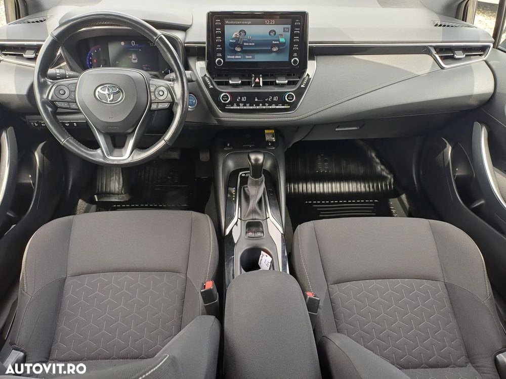 Toyota Corolla 1.8 HSD Dynamic - 11