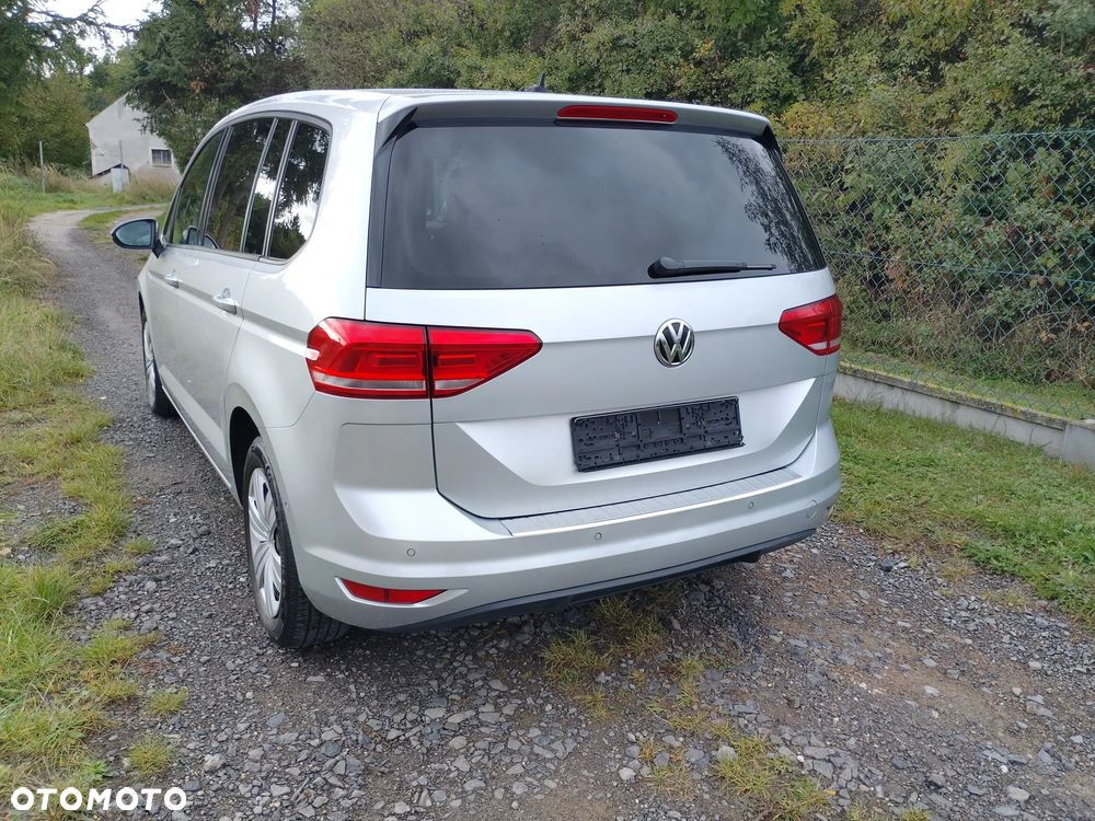 Volkswagen Touran 2.0 TDI SCR (BlueMotion Technology) DSG Highline - 9