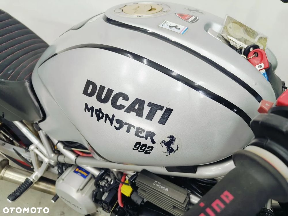 Ducati Monster - 6