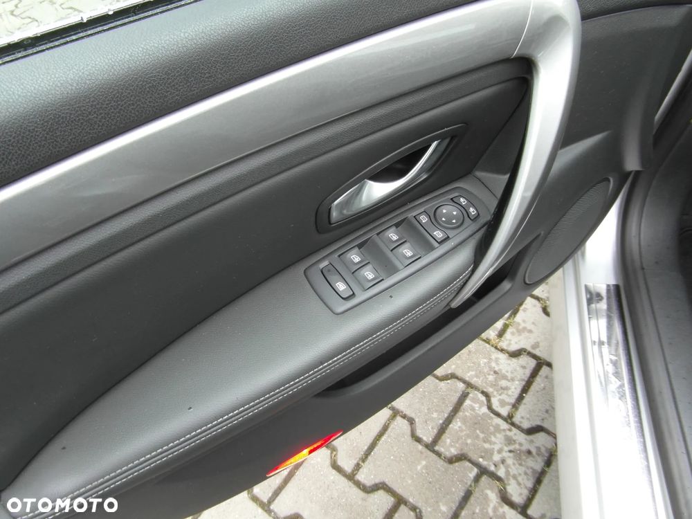 Renault Laguna ENERGY dCi 175 FAP Start & Stop GT - 16