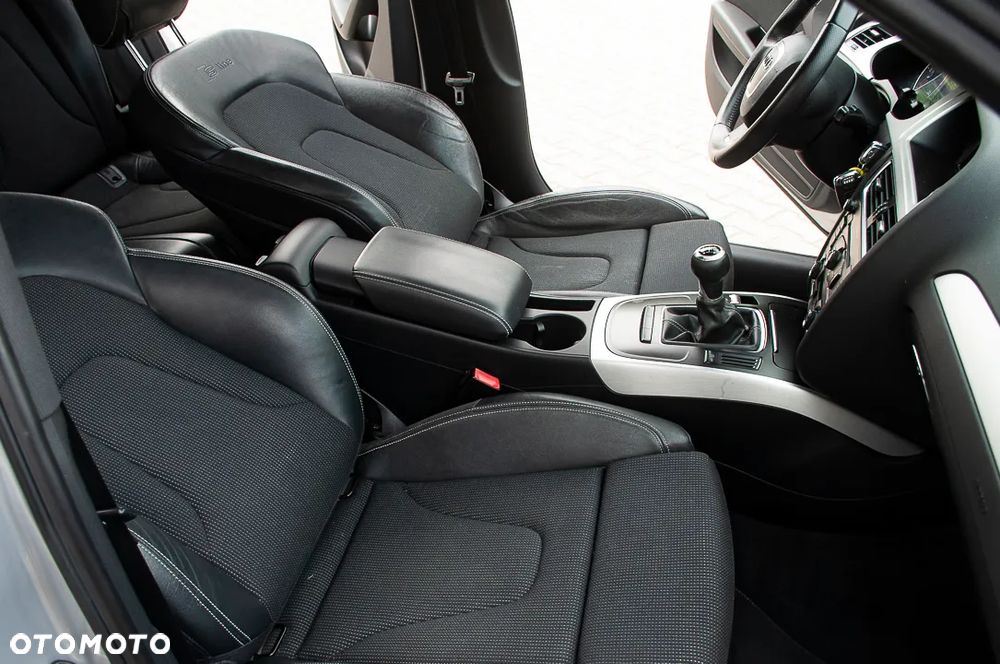 Audi A4 Avant 2.0 TDI DPF S line Sportpaket - 23
