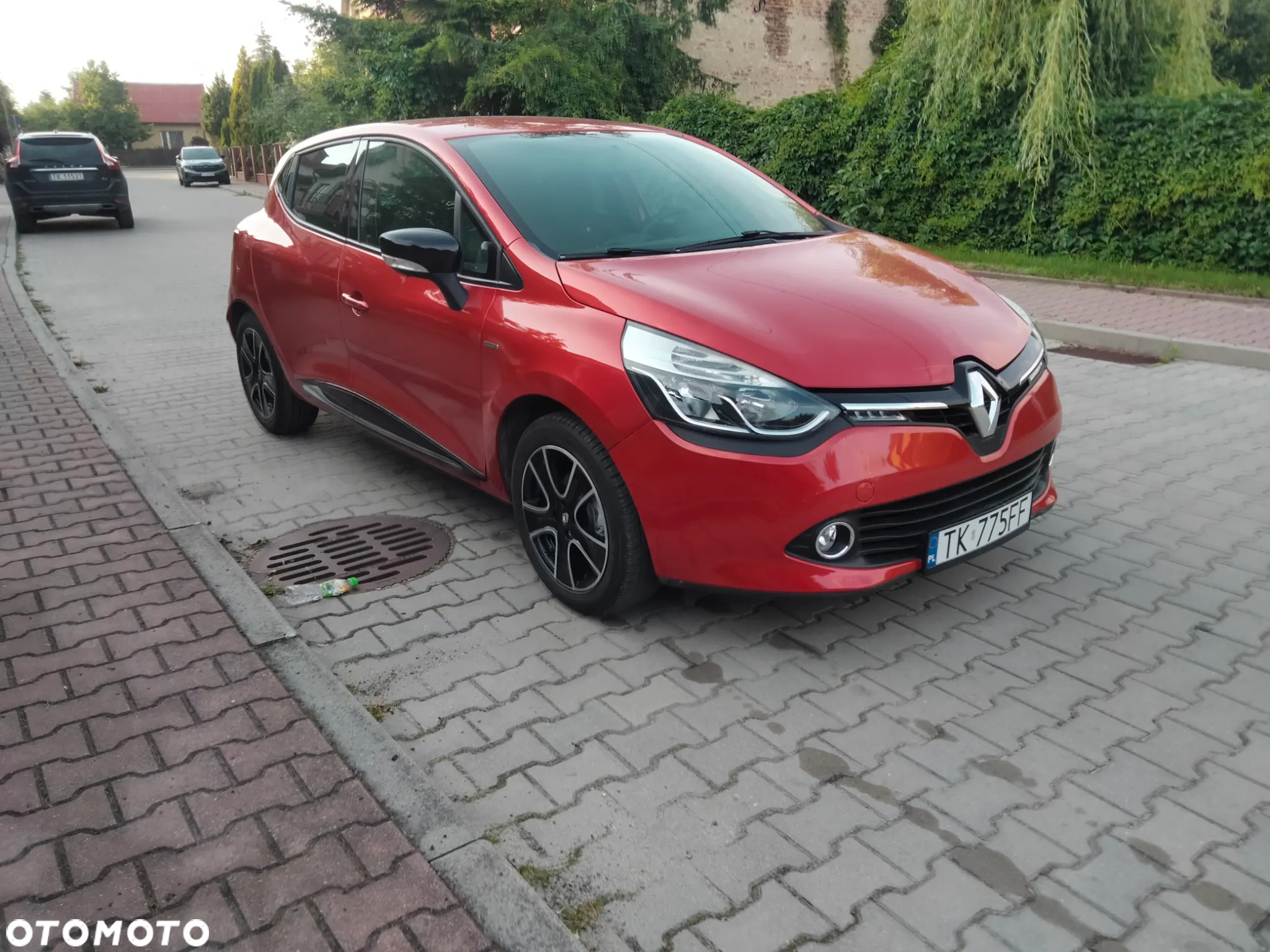 Renault Clio 1.2 16V Limited EU6 - 11