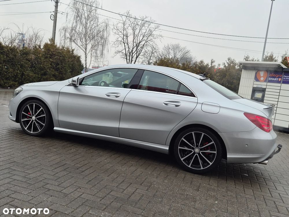 Mercedes-Benz CLA 180 AMG Line - 7