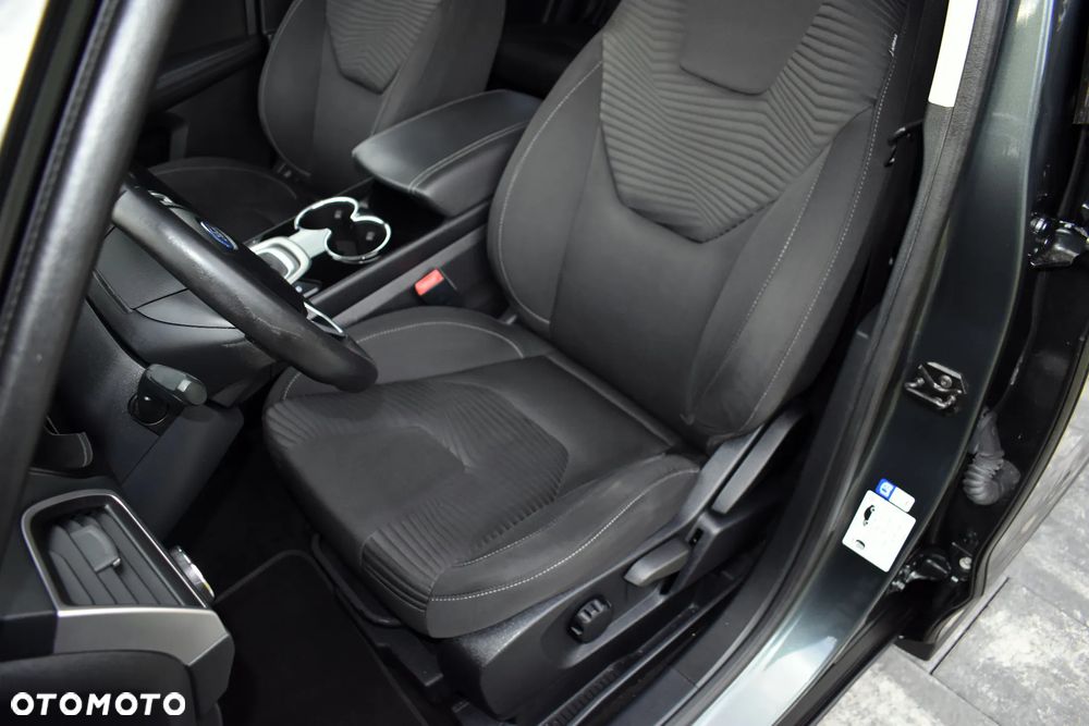 Ford S-Max 1.5 EcoBoost Titanium - 25